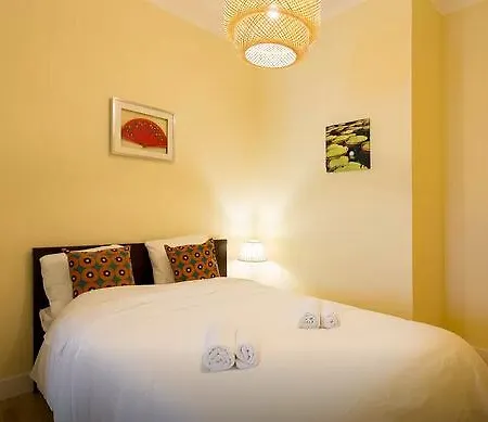Secret & Charming Sao Bento Flat Лиссабон